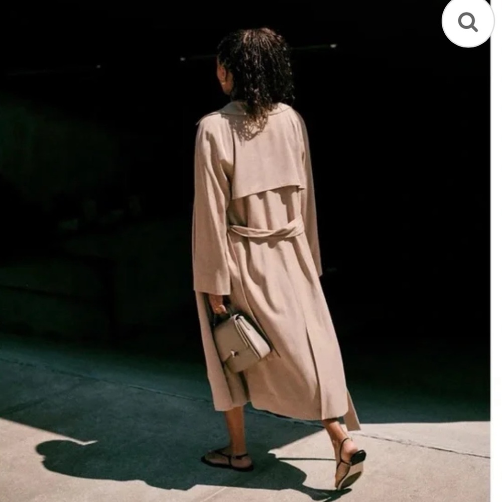 Reformation Kensington Trench - Picture 4 of 11